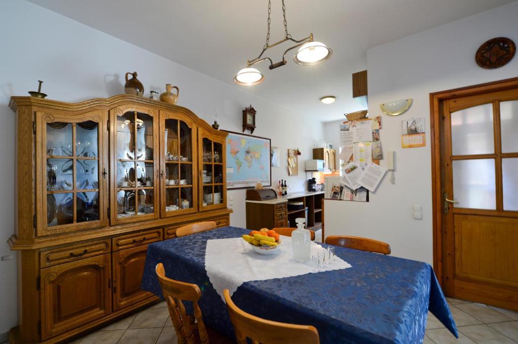Vincze Vendeghaz Apartment Eger Ngoại thất bức ảnh